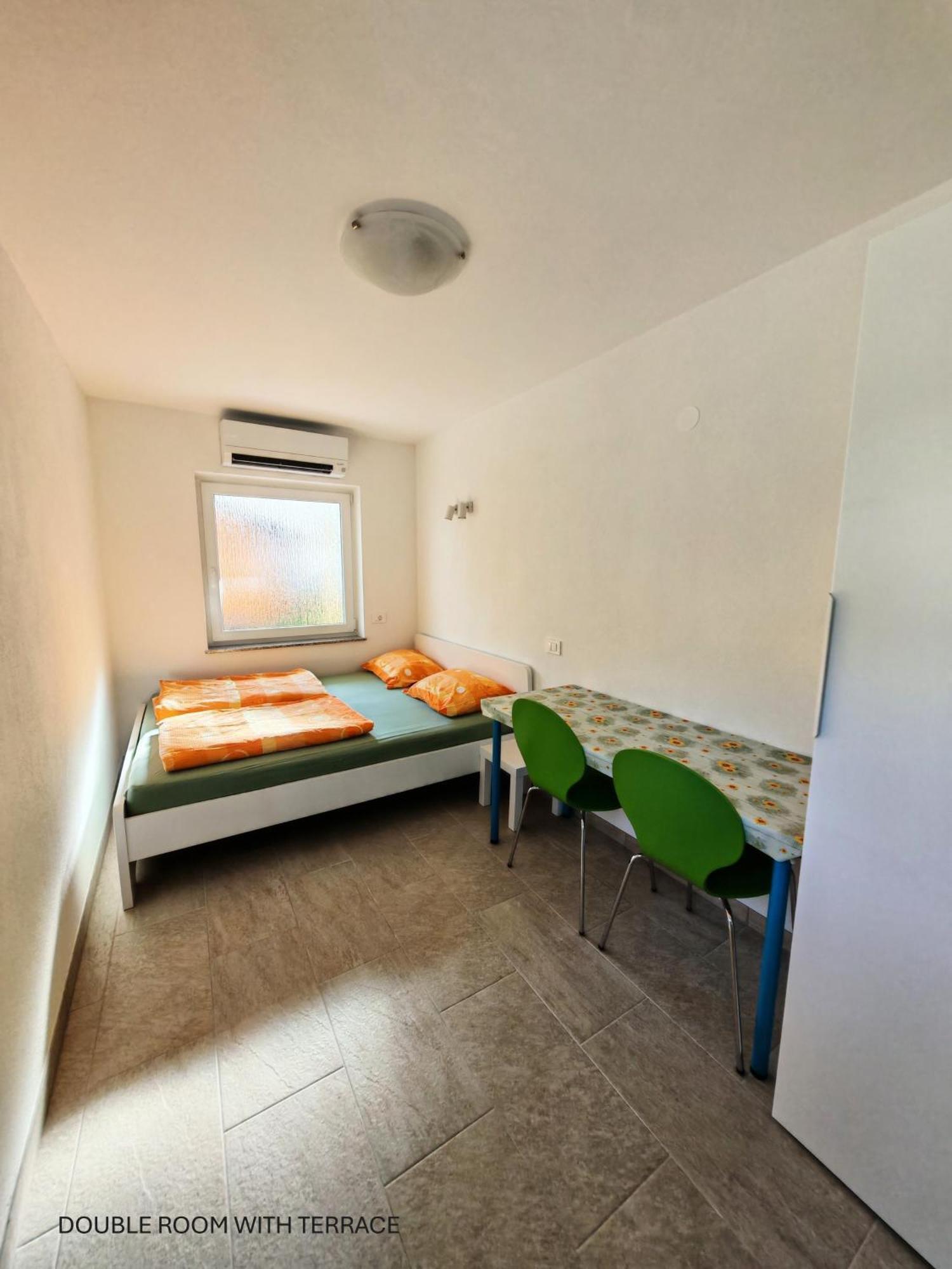Apartment And Room Anica Tolmin Eksteriør billede