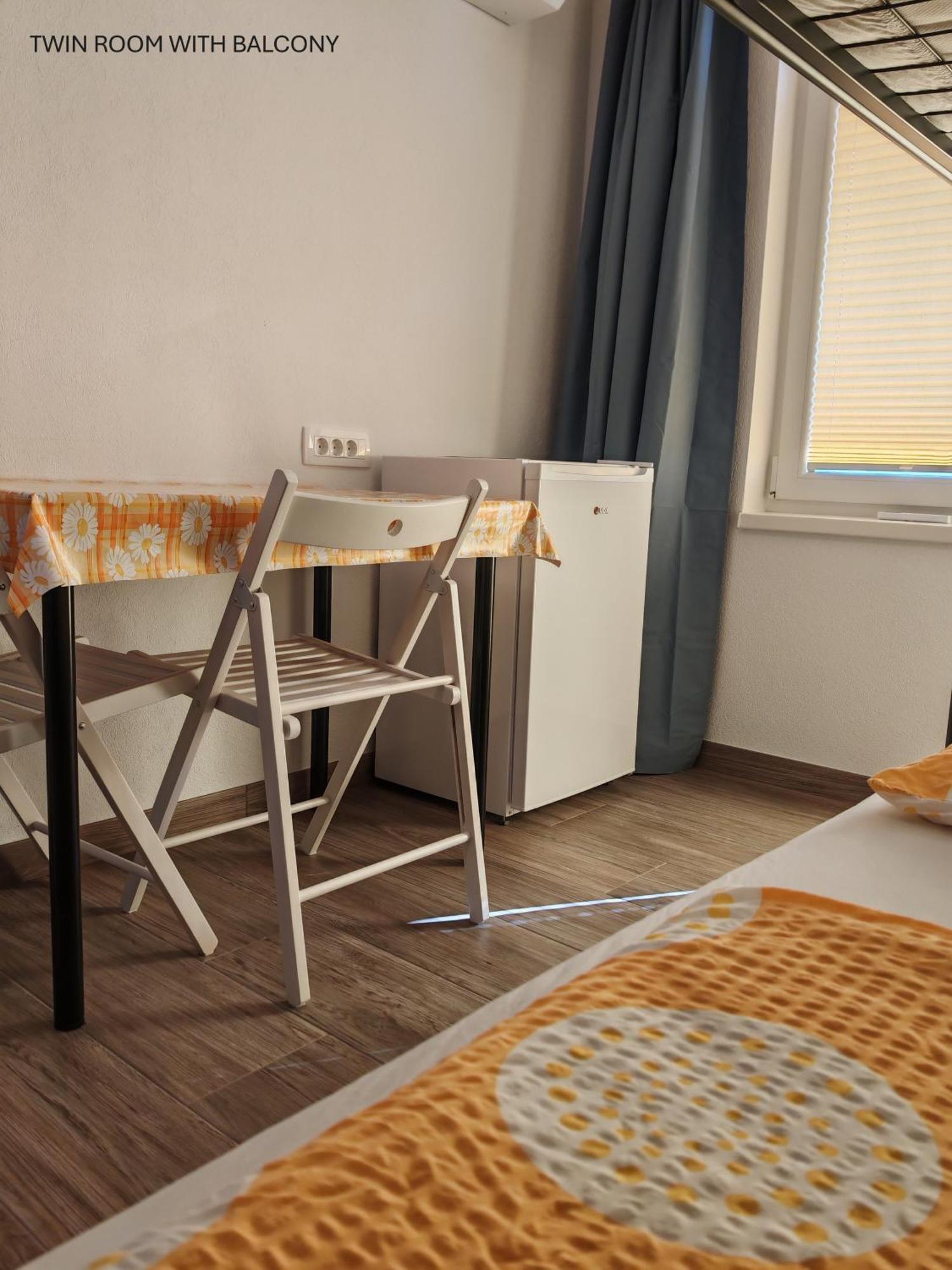 Apartment And Room Anica Tolmin Eksteriør billede