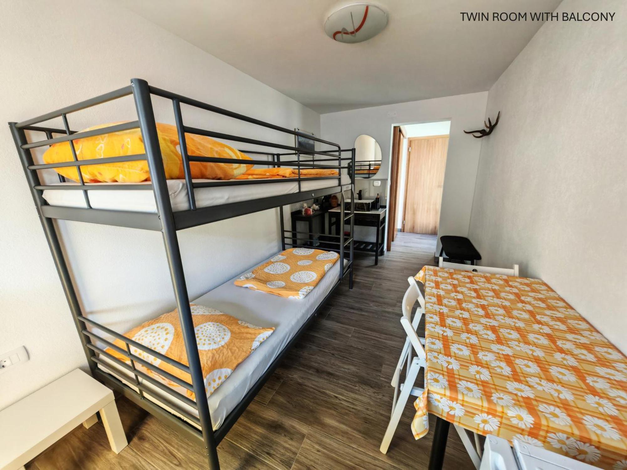 Apartment And Room Anica Tolmin Eksteriør billede